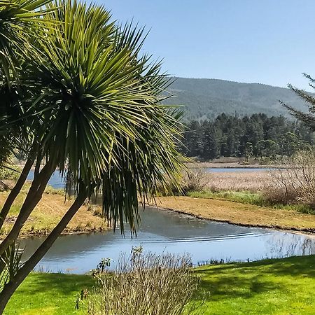 Crescent Lake Lookout 洛克威海滩 外观 照片
